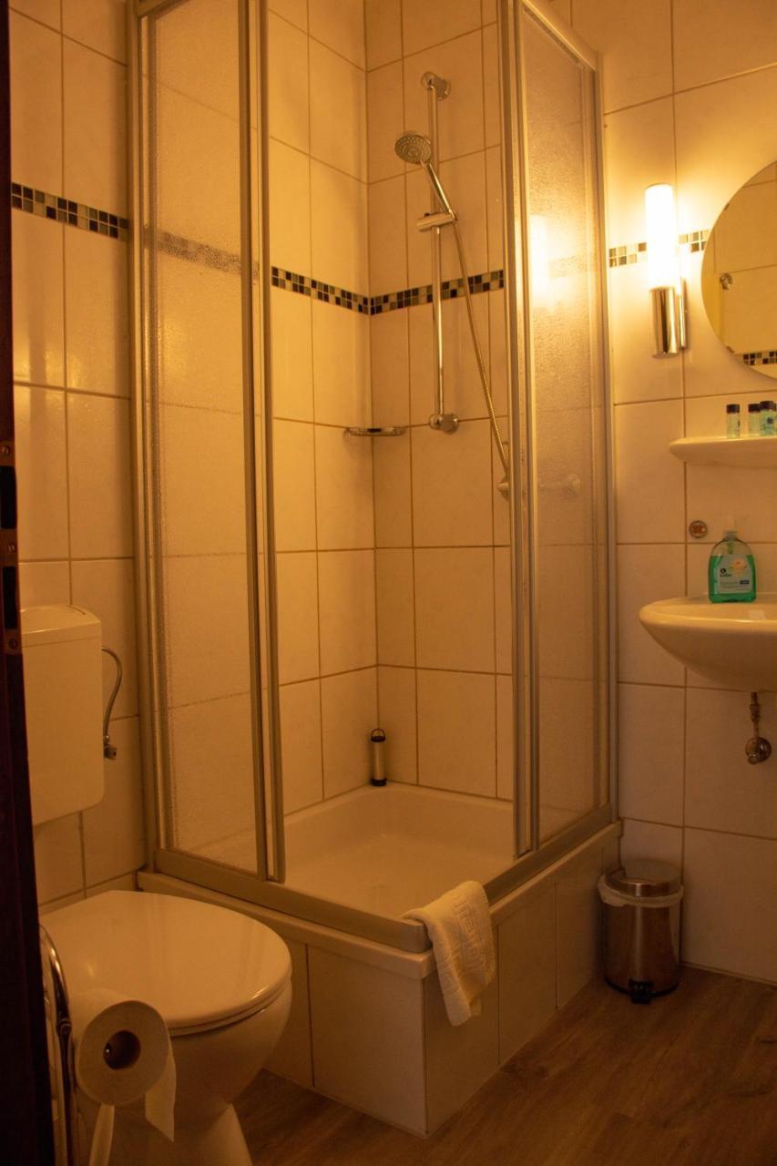 Hotel Restaurant Rothkopf Euskirchen Kültér fotó